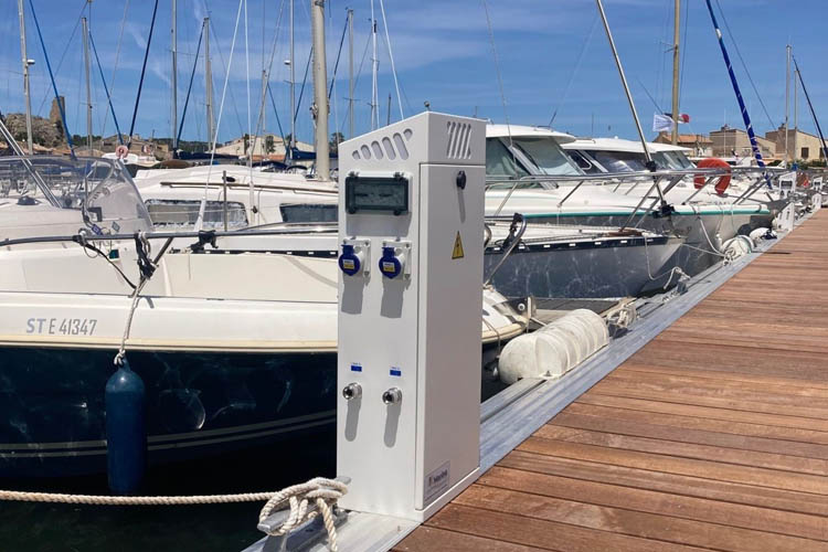 2026 AR Marina Aménagement du port de la Ville de Gruissan -sur le ponton